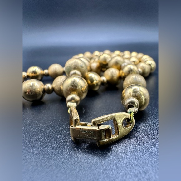 Vintage Signed Napier Gold Tone Textured Beaded/Ball Necklace 22" Drop - Picture 3 of 10